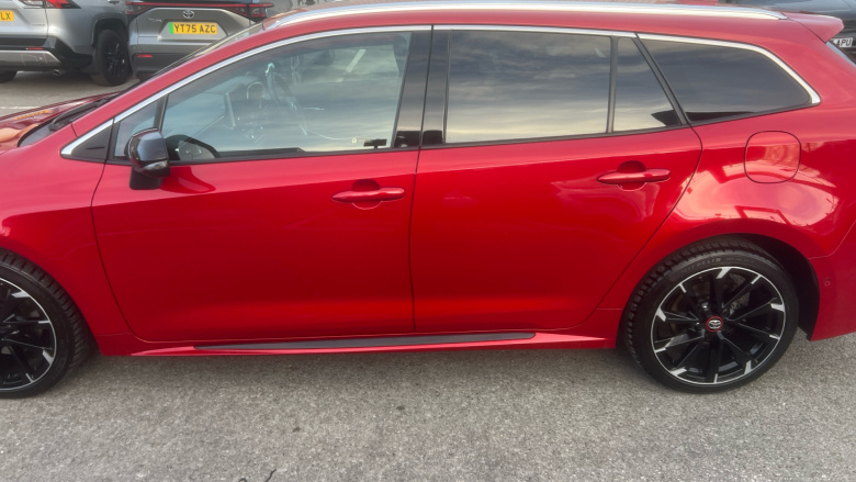 Toyota Corolla 2.0 VVT-i Hybrid GR Sport 5dr CVT Hybrid Estate